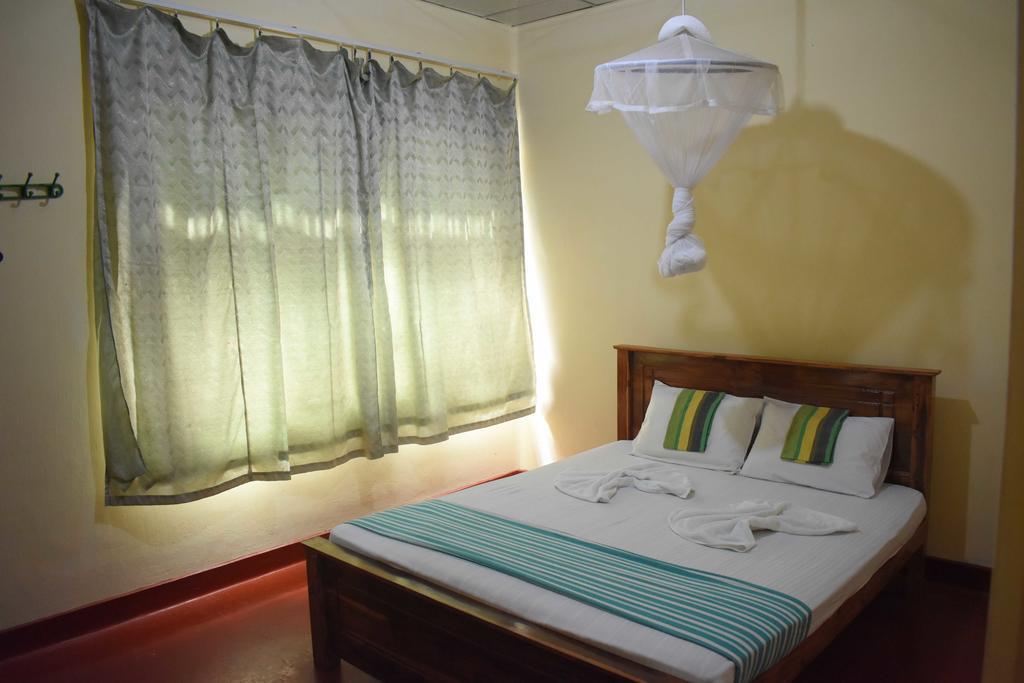 Ranliya Lodge Anuradhapura Ngoại thất bức ảnh