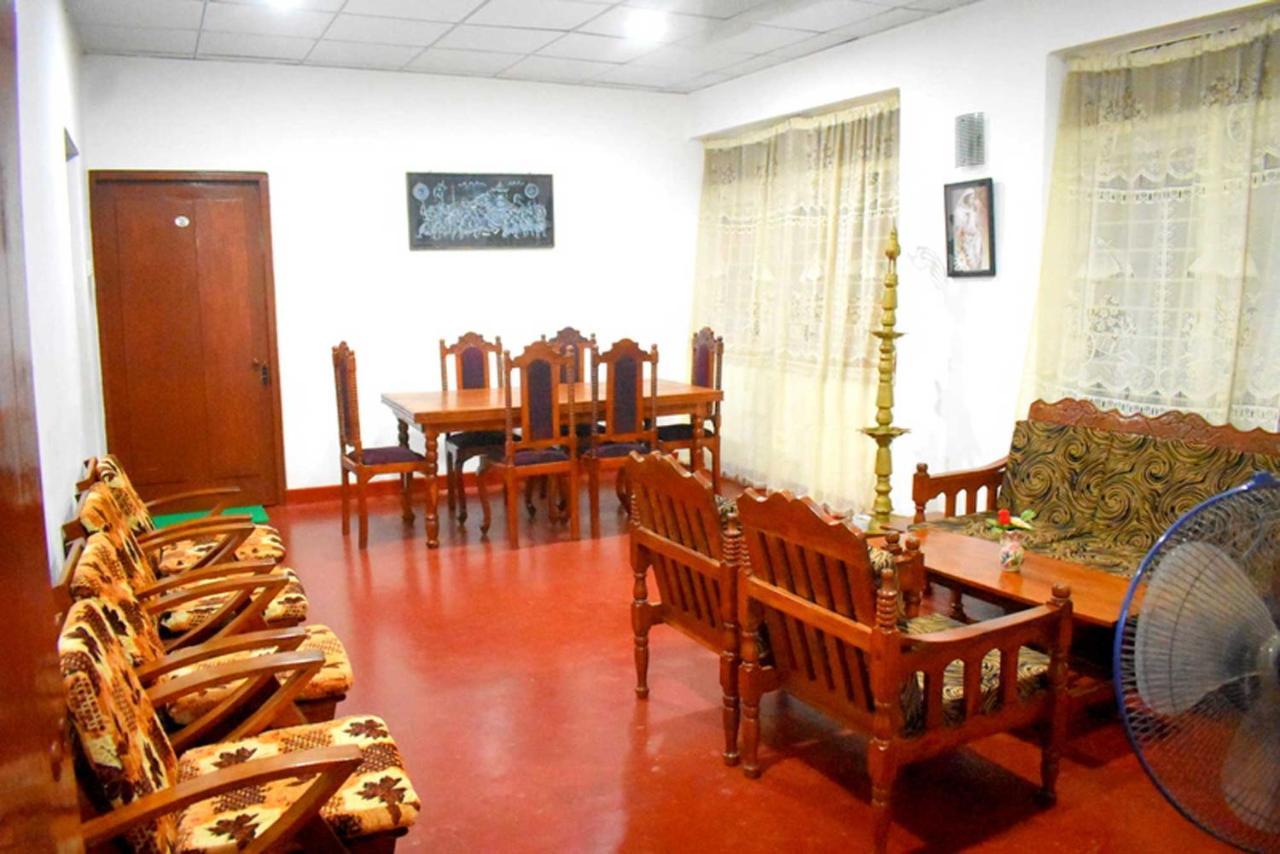 Ranliya Lodge Anuradhapura Ngoại thất bức ảnh