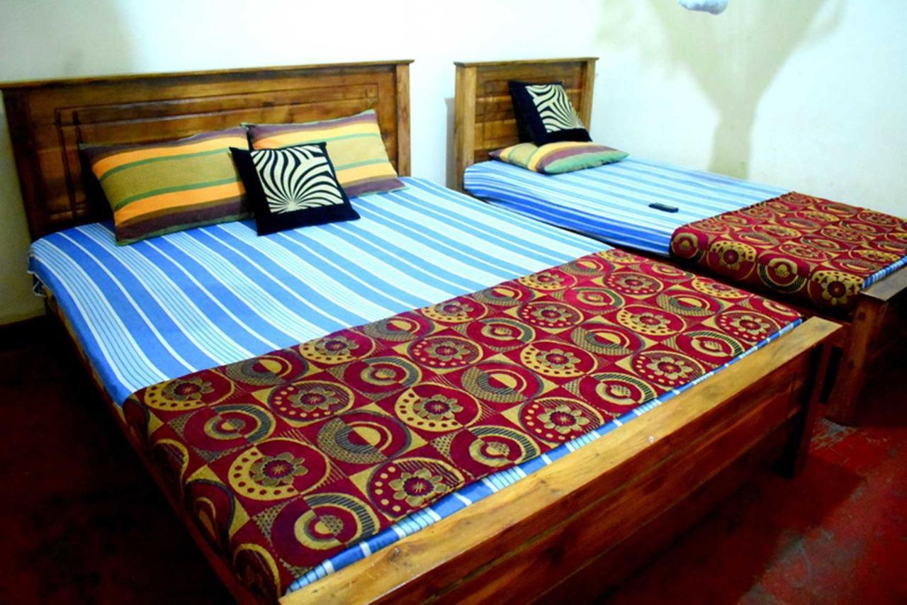 Ranliya Lodge Anuradhapura Ngoại thất bức ảnh